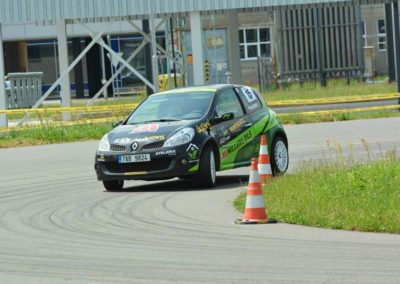 Závody cestovních vozů, Renault Clio, Pavel Paseka